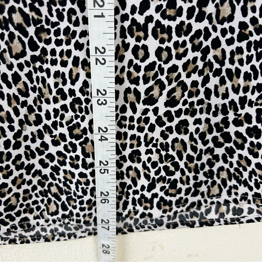 Chico’s Leopard Print Boho Short Sleeve Casual Scoop Neck Top